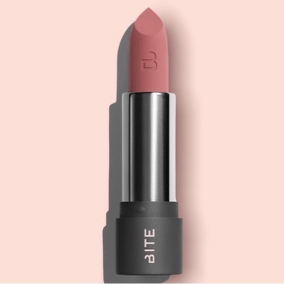 Bite Beauty Sugar Buns Lipstick Full-size - Picture 12 of 16